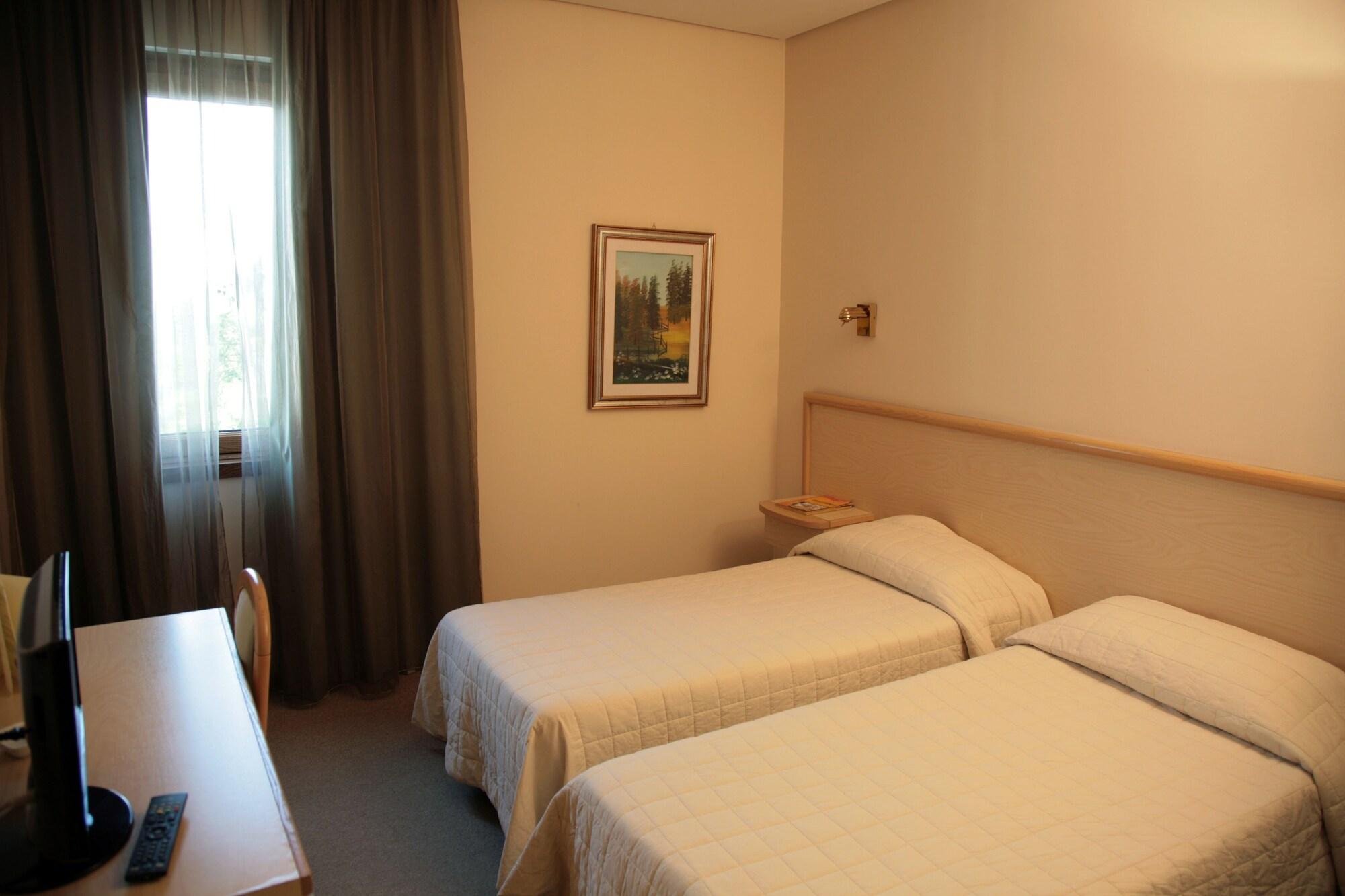 פרנטינו Hotel Bassetto מראה חיצוני תמונה